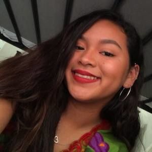 Meet your Posher, Adela